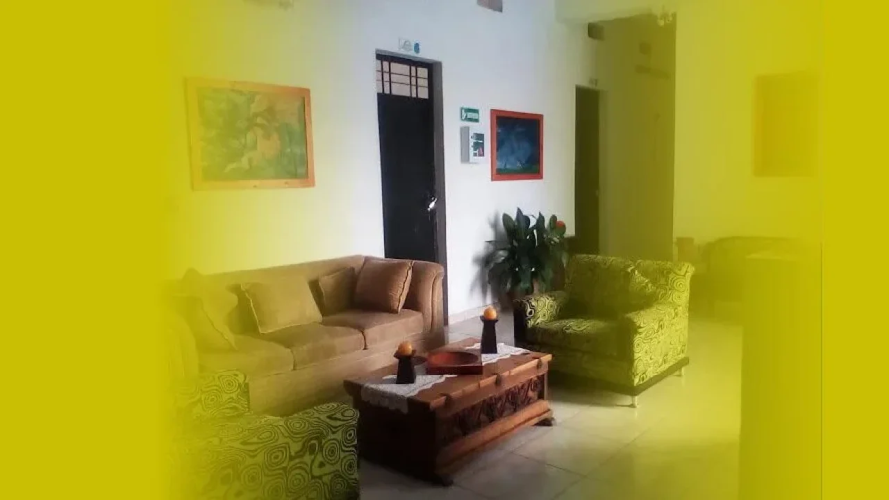 HOTEL CENTRAL